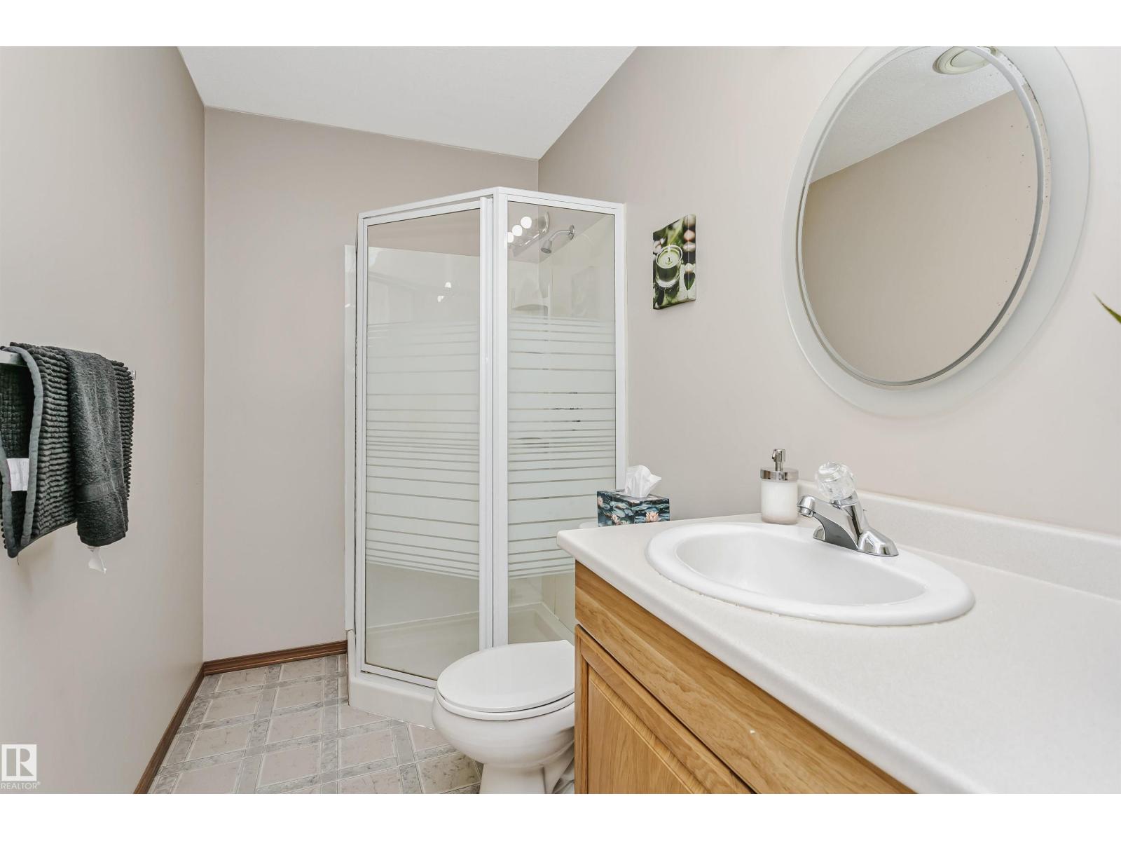 12907 136 ST NW NW, Edmonton