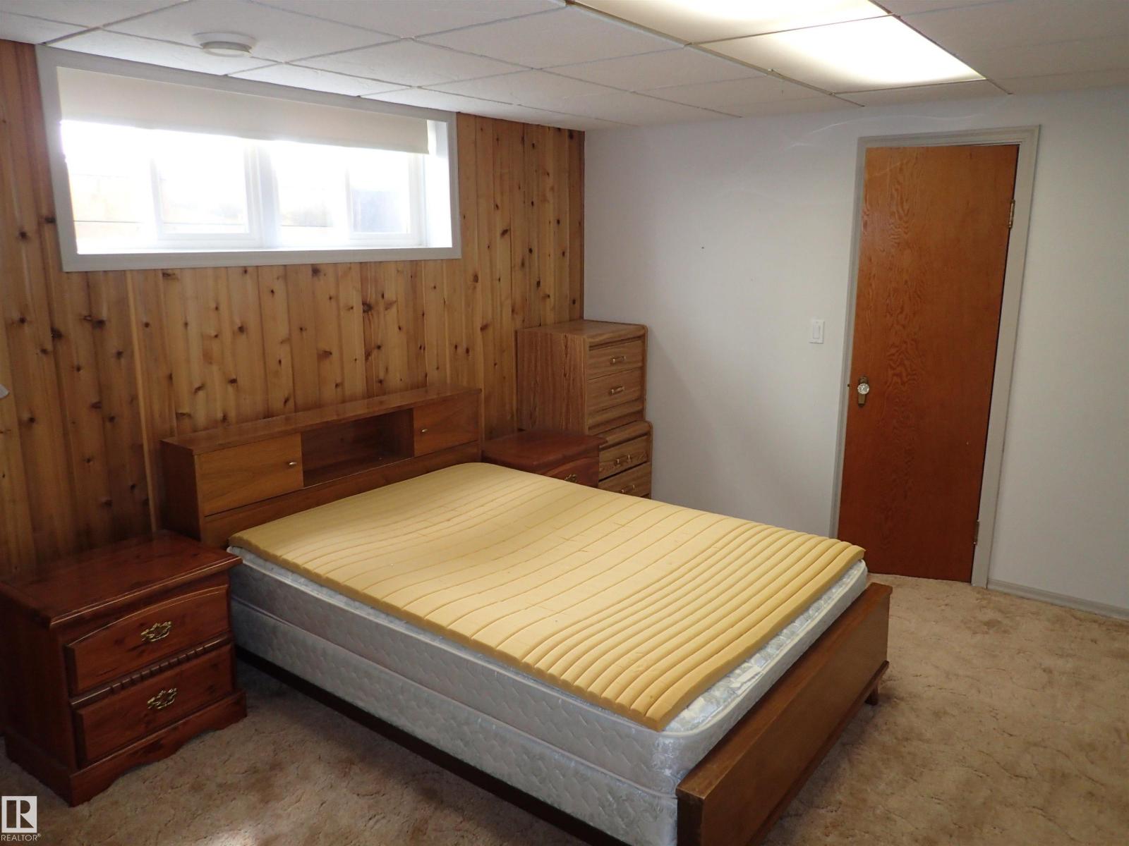 9126 117 ST NW - 27