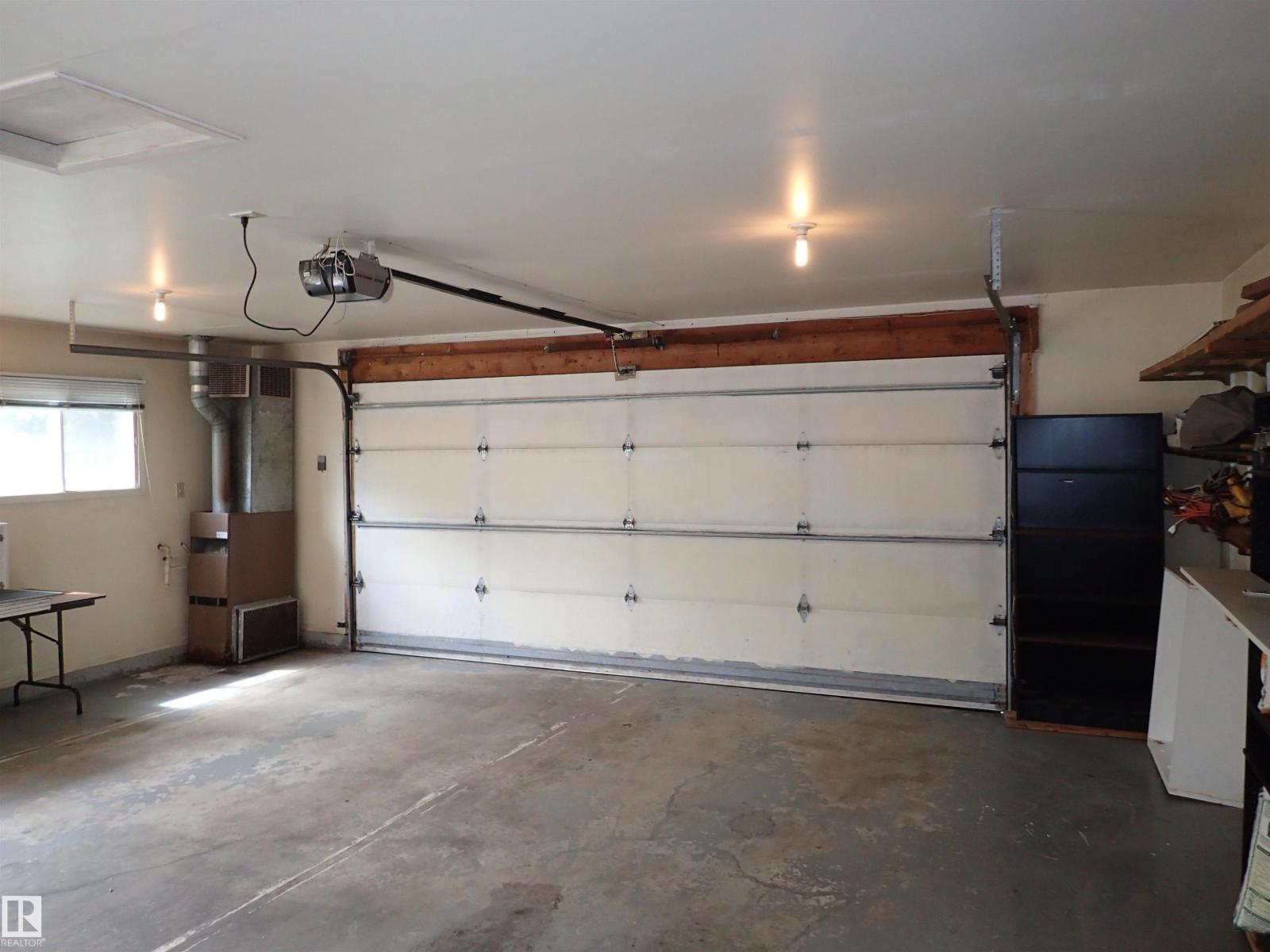 9126 117 ST NW - 36