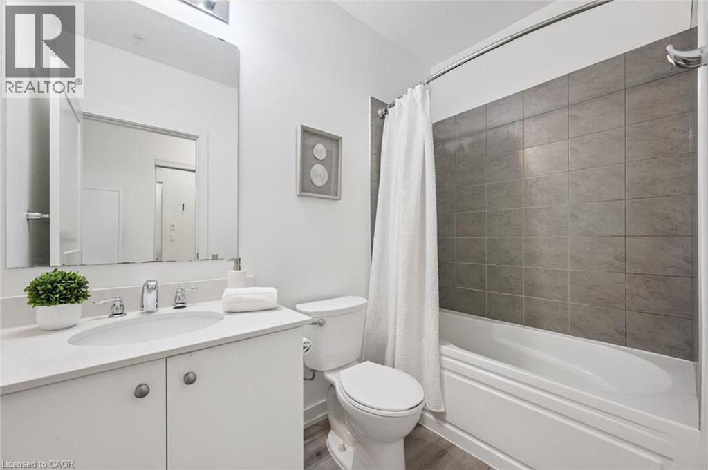 251 NORTHFIELD Drive E Unit# 105, Waterloo, Ontario, N2K3H4 — Photo 14