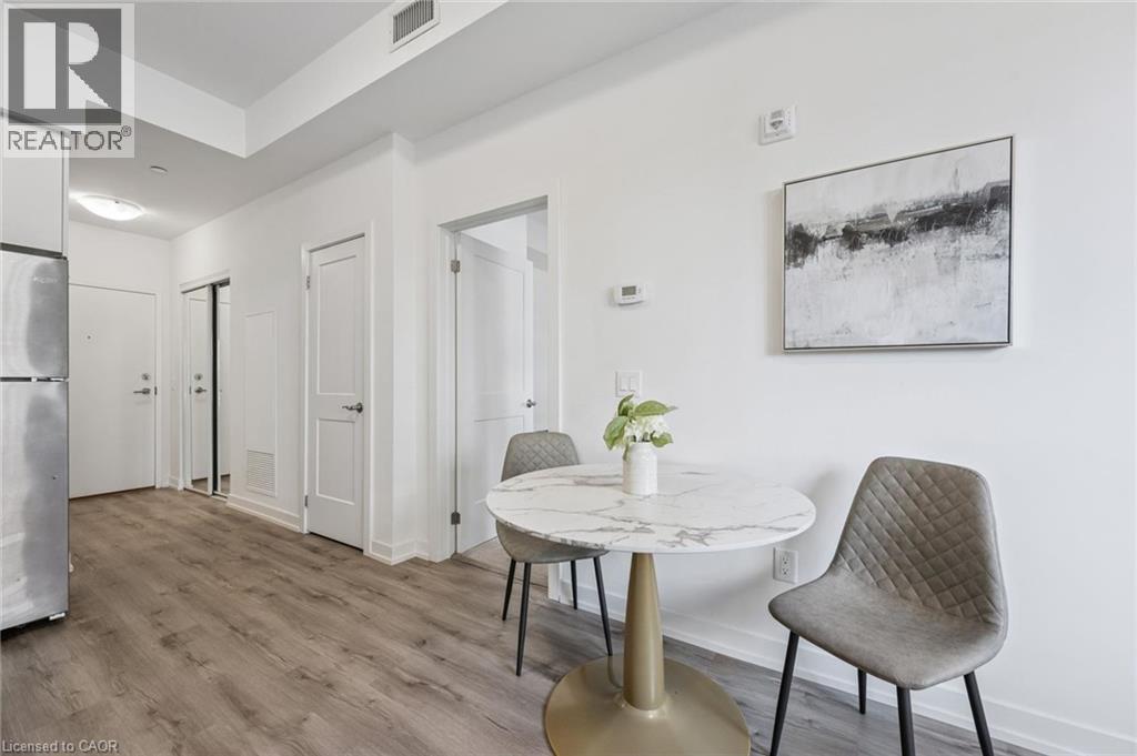 251 NORTHFIELD Drive E Unit# 105, Waterloo, Ontario, N2K3H4 — Photo 9