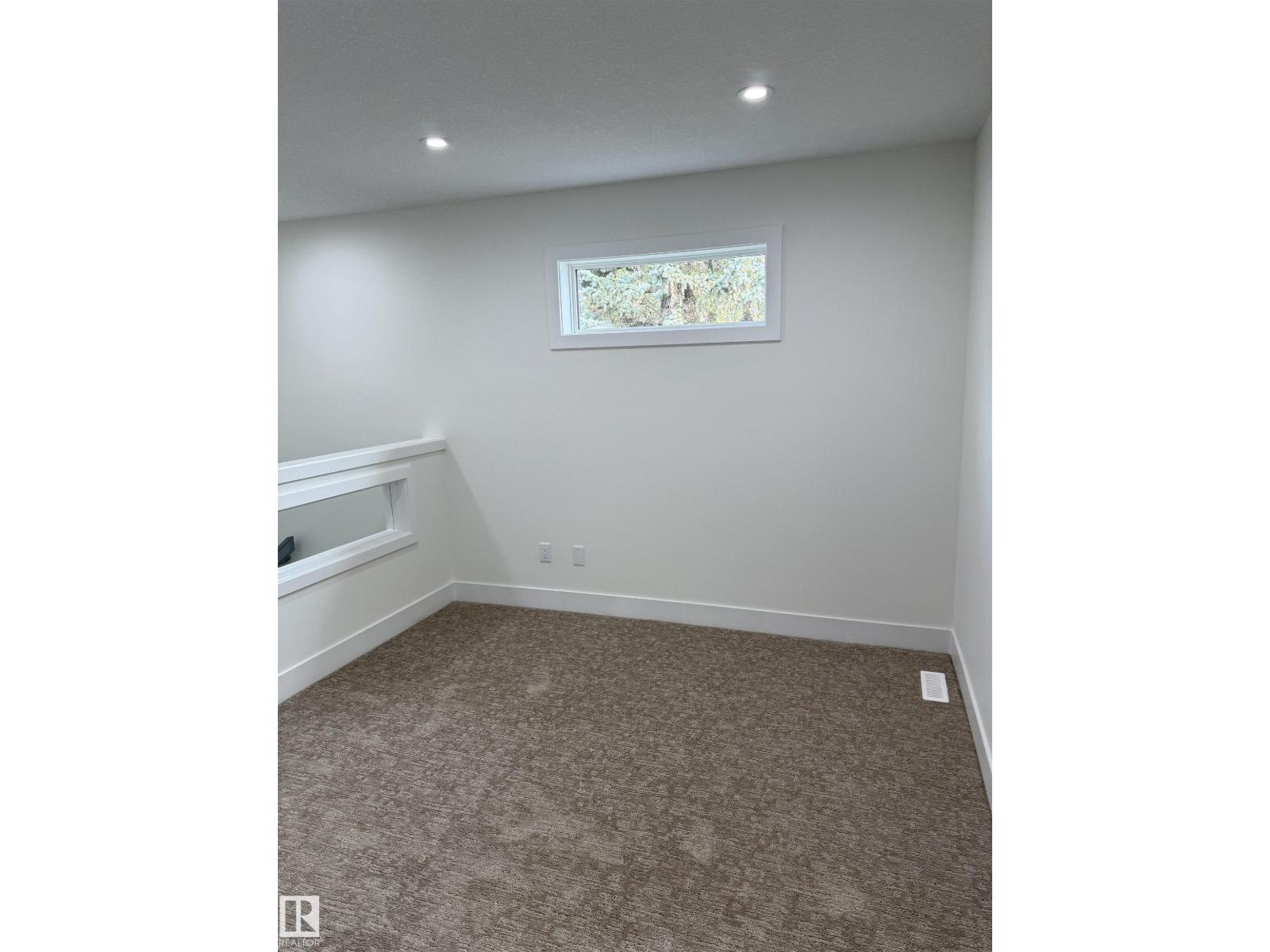 11927 123 ST NW, Edmonton