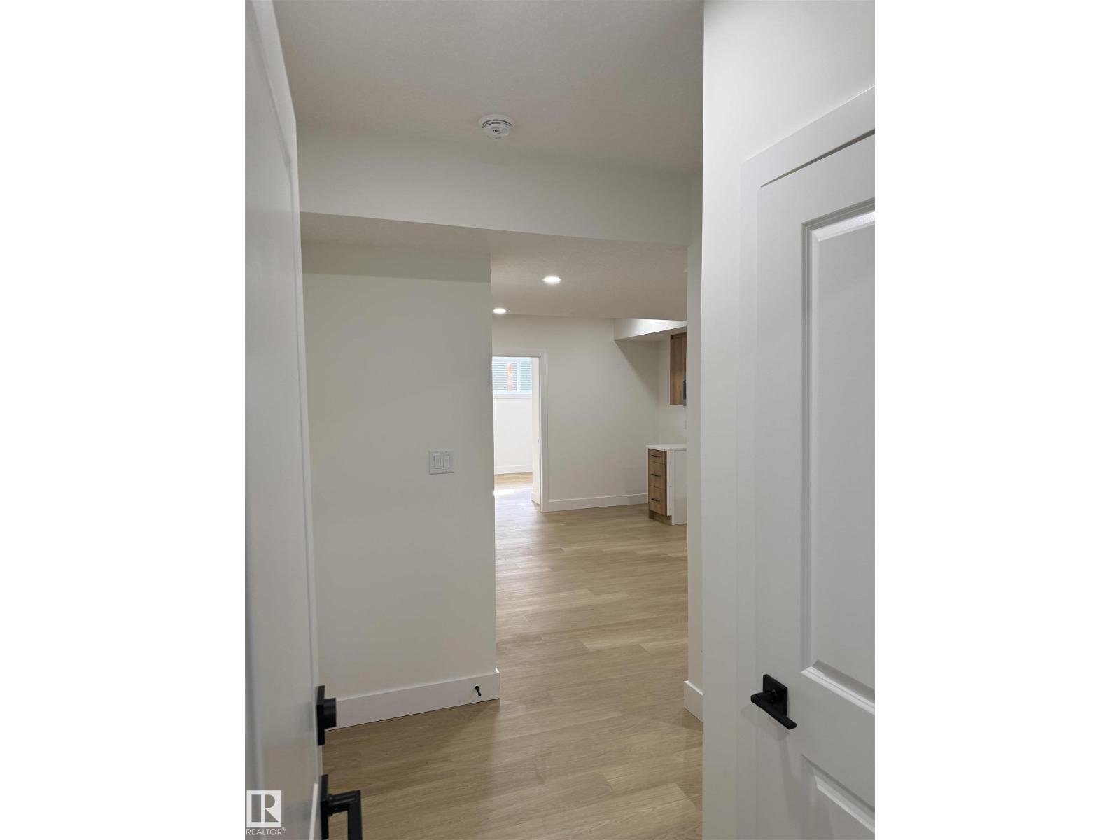 11927 123 ST NW, Edmonton