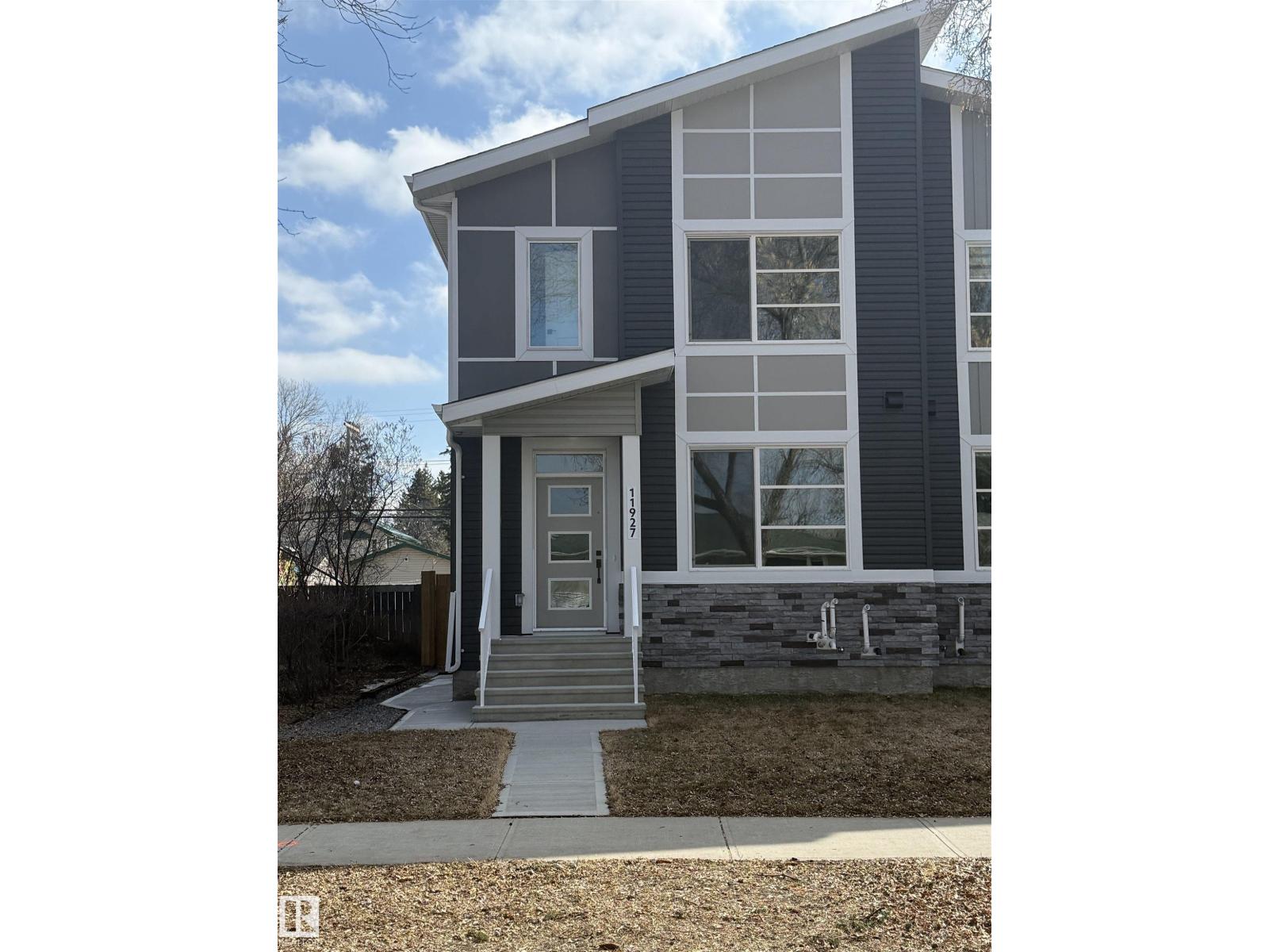 11927 123 ST NW, Edmonton