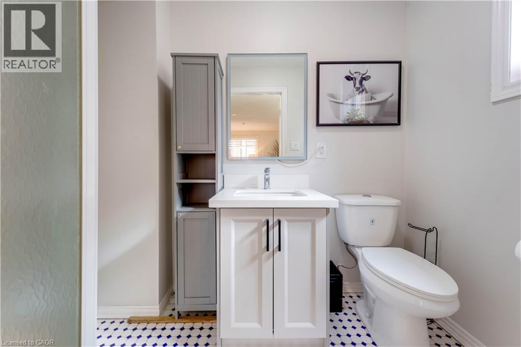 183 BUSH CLOVER Crescent, Kitchener, Ontario, N2E3P7 — Photo 16