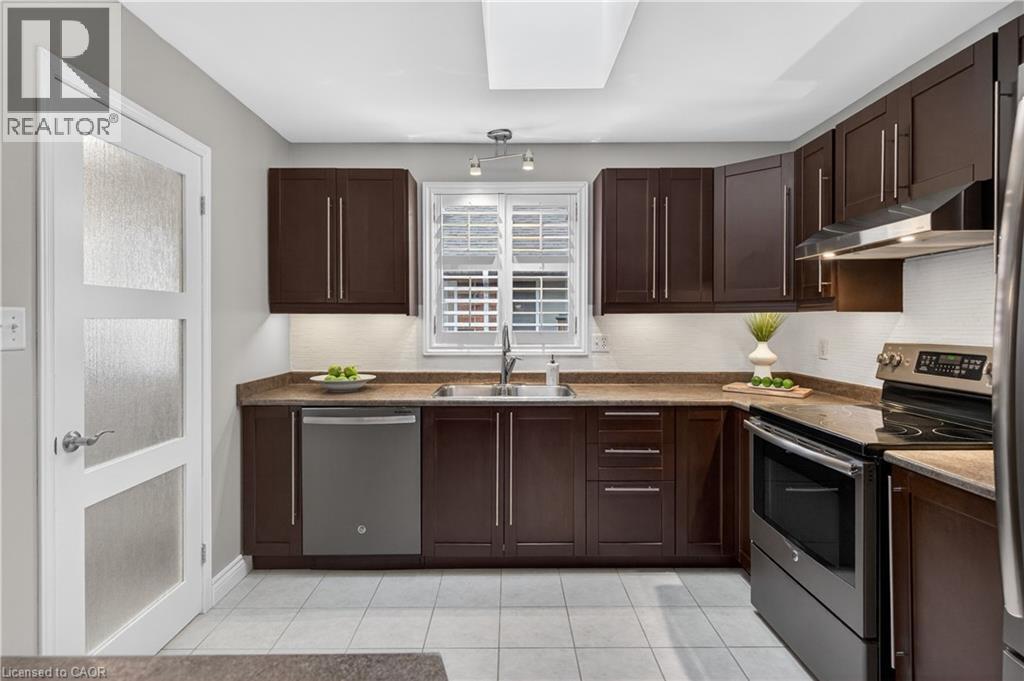802 UPPER HORNING Road, Hamilton, Ontario, L9C7R4 — Photo 17