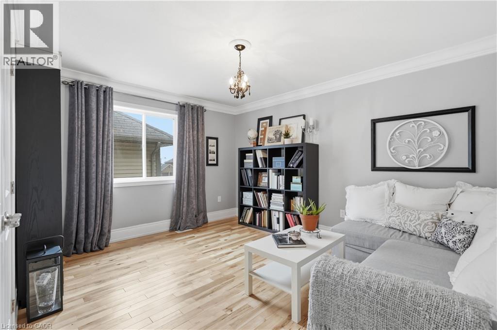 36 PAVILION Drive, Binbrook, Ontario, L0R1C0 — Photo 12