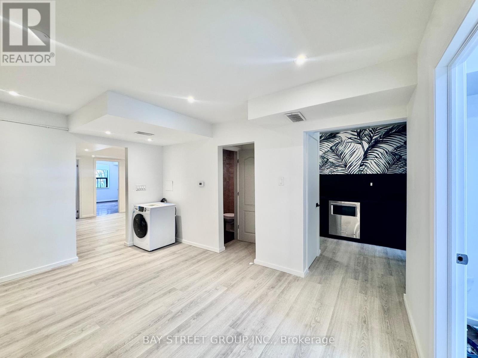 Listing photo of 2ND - 373 EGLINTON AVENUE W