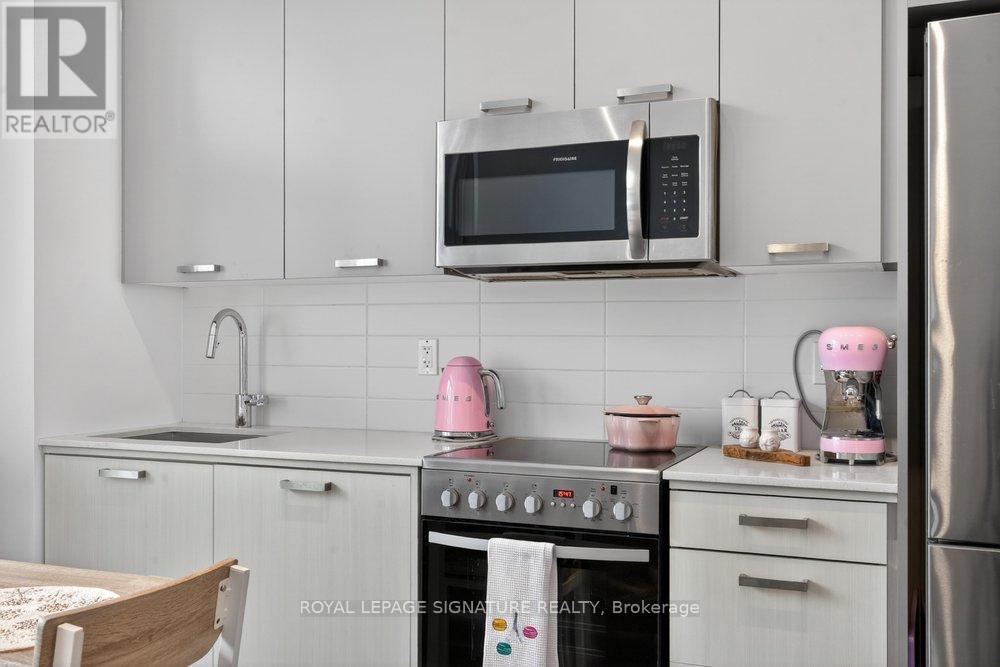 #109 2301 DANFORTH AVENUE - 12