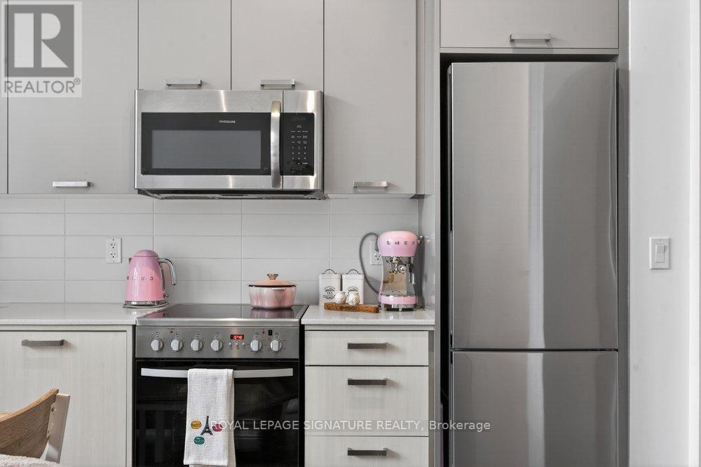 #109 2301 DANFORTH AVENUE - 13