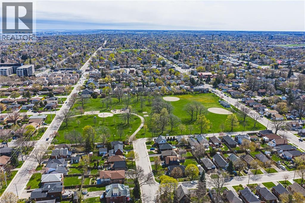 103 EMPRESS Avenue - 47