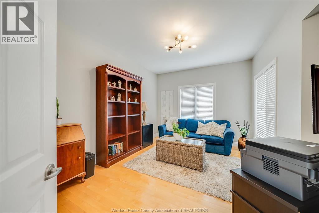 7840 STELLA CRESCENT, Windsor, Ontario, N8T3R8 — Photo 6