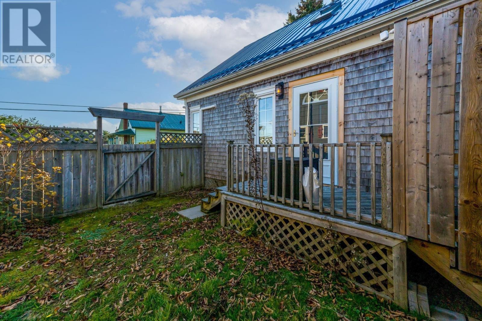 24 Station Road - 36