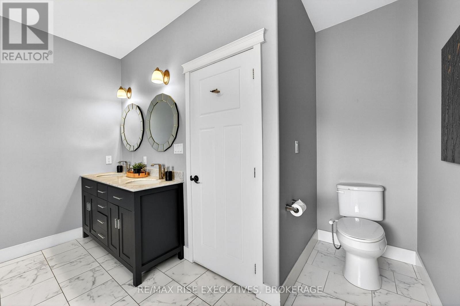 700 STONEHENGE STREET - 22