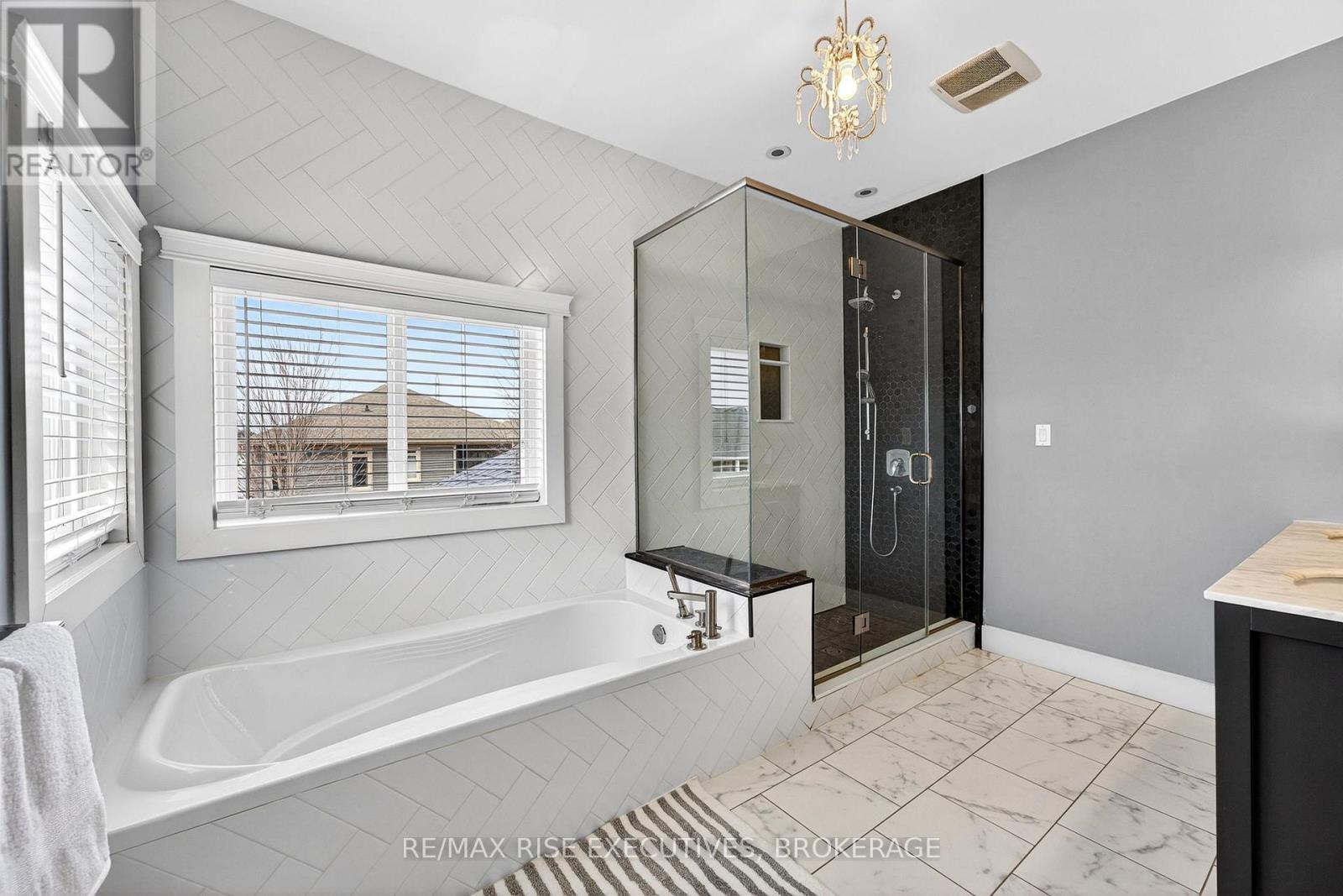 700 STONEHENGE STREET - 23