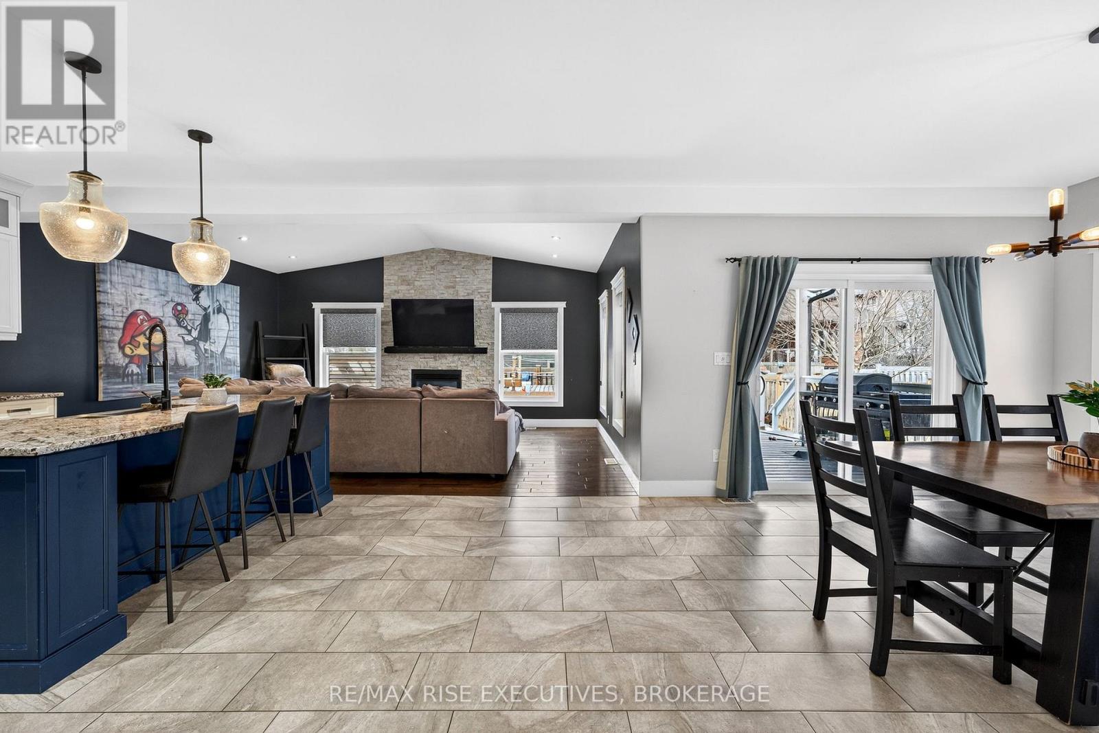 700 STONEHENGE STREET - 8