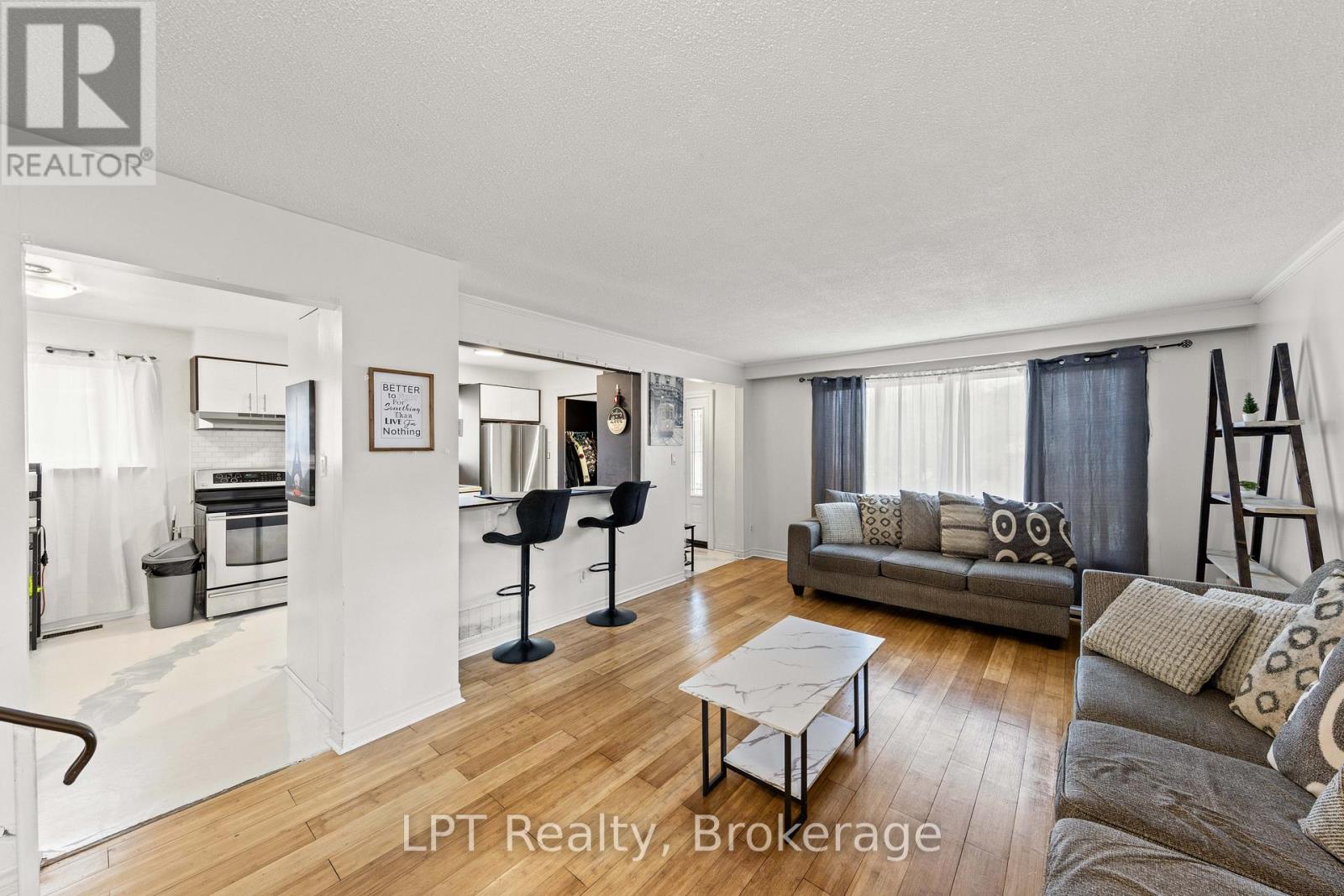 7 BRIARBLUFF AVENUE - 13