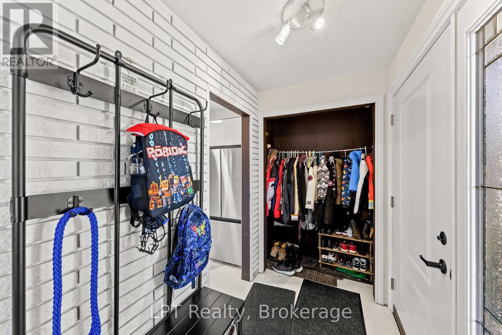 7 BRIARBLUFF AVENUE - 14