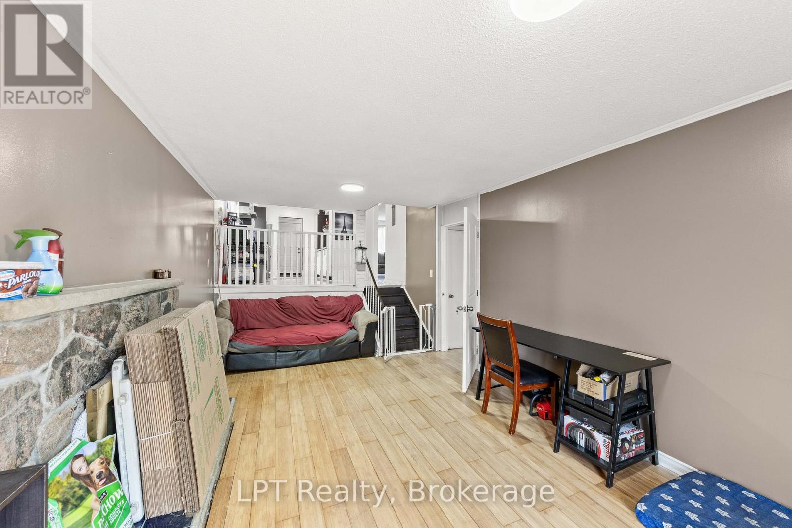 7 BRIARBLUFF AVENUE - 27