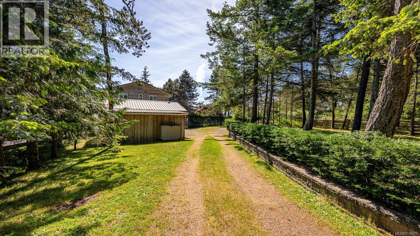 416 Curtis Rd - 44