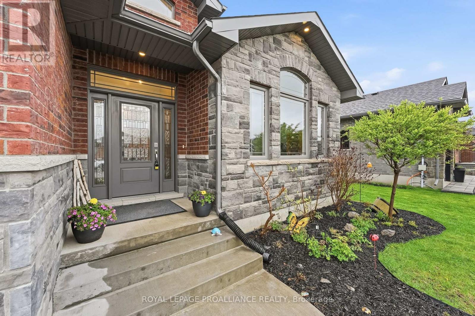 82 ESSEX DRIVE - Image 3
