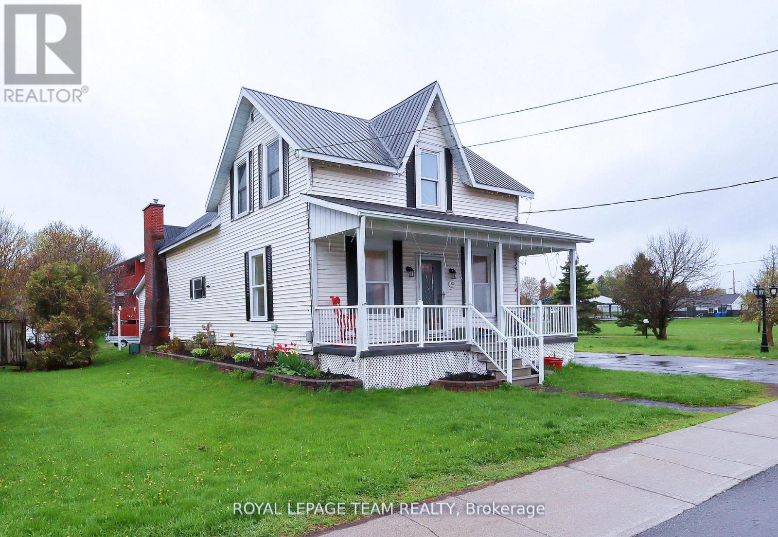 573 MAIN STREET