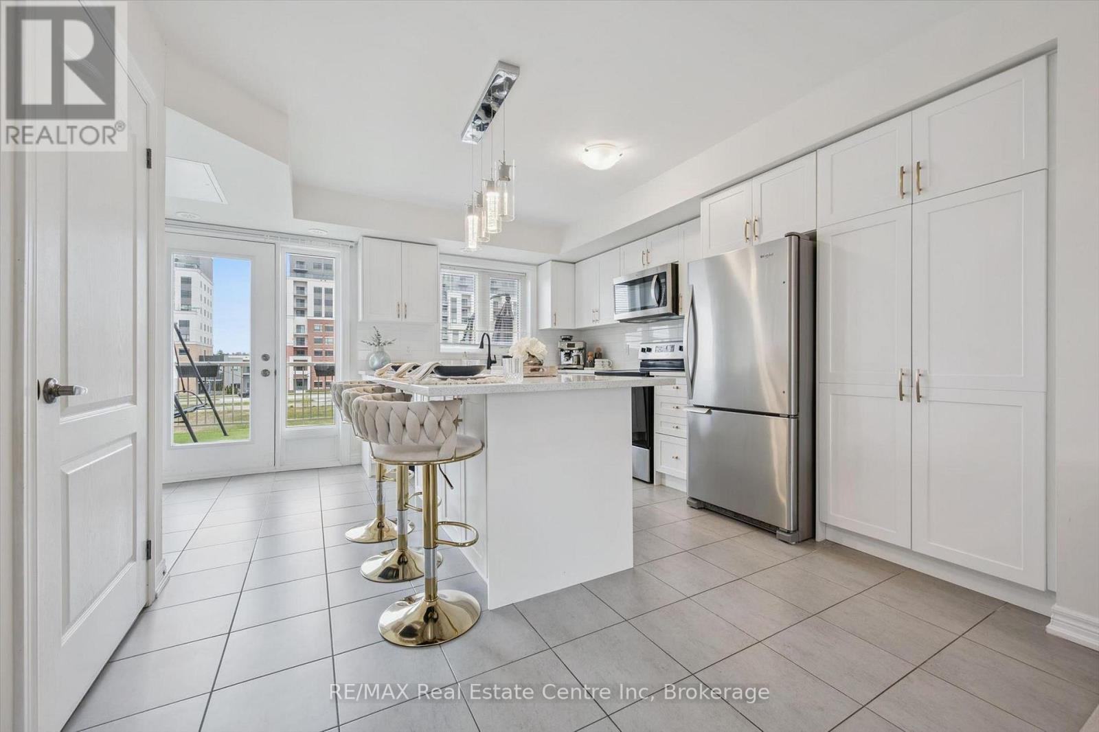 271 LAW DRIVE - 7