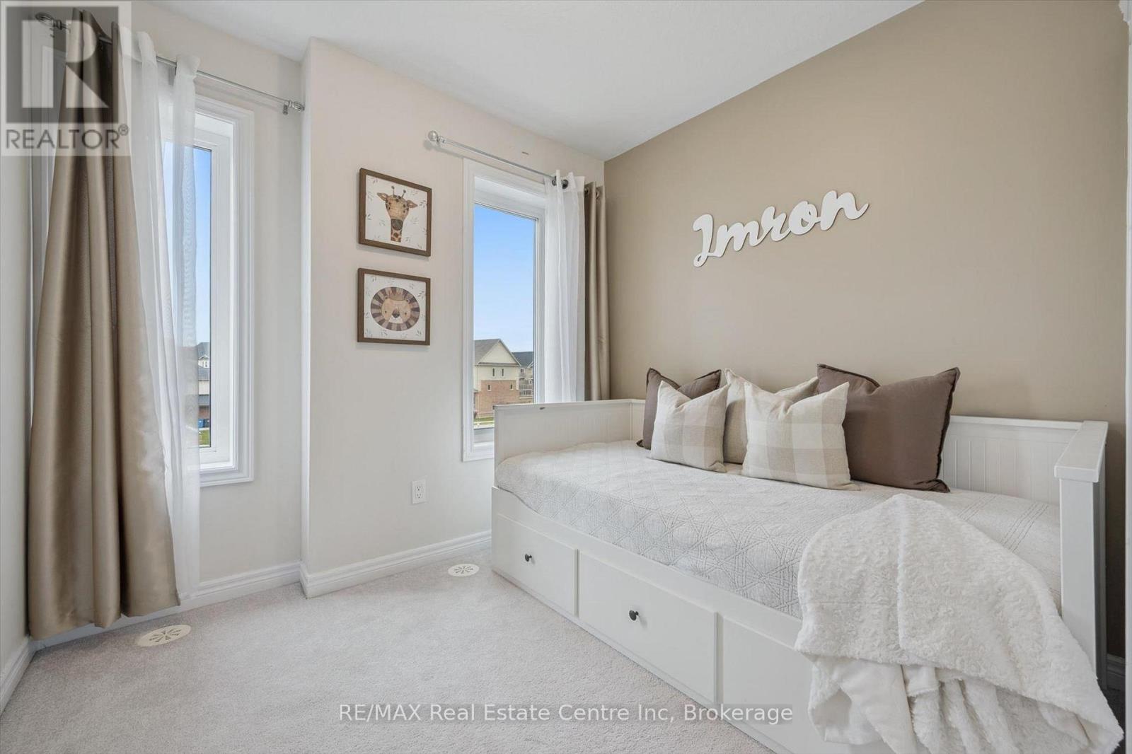 271 LAW DRIVE - 20