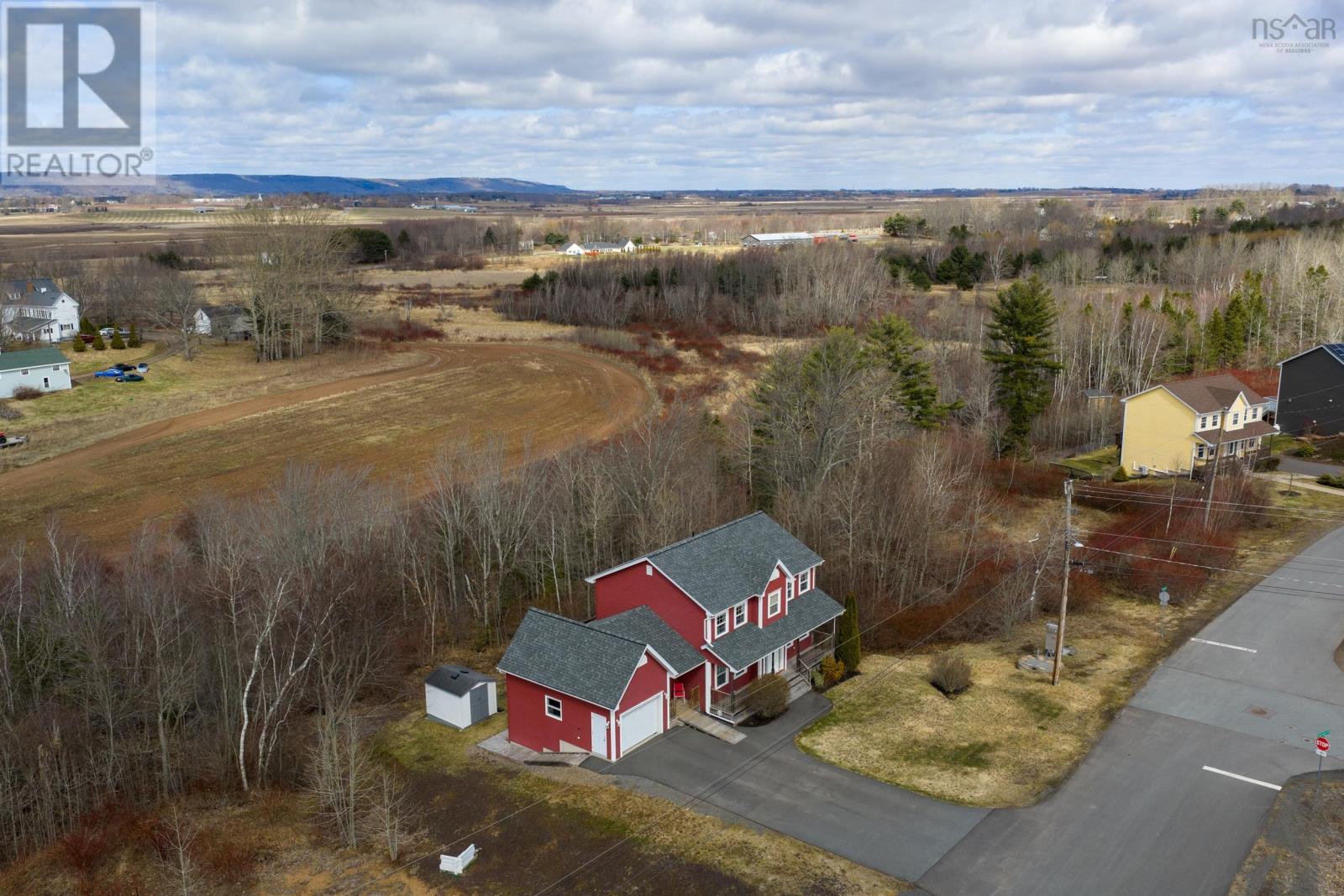 2 Golden Eagle Drive, Eagle Landing - 2