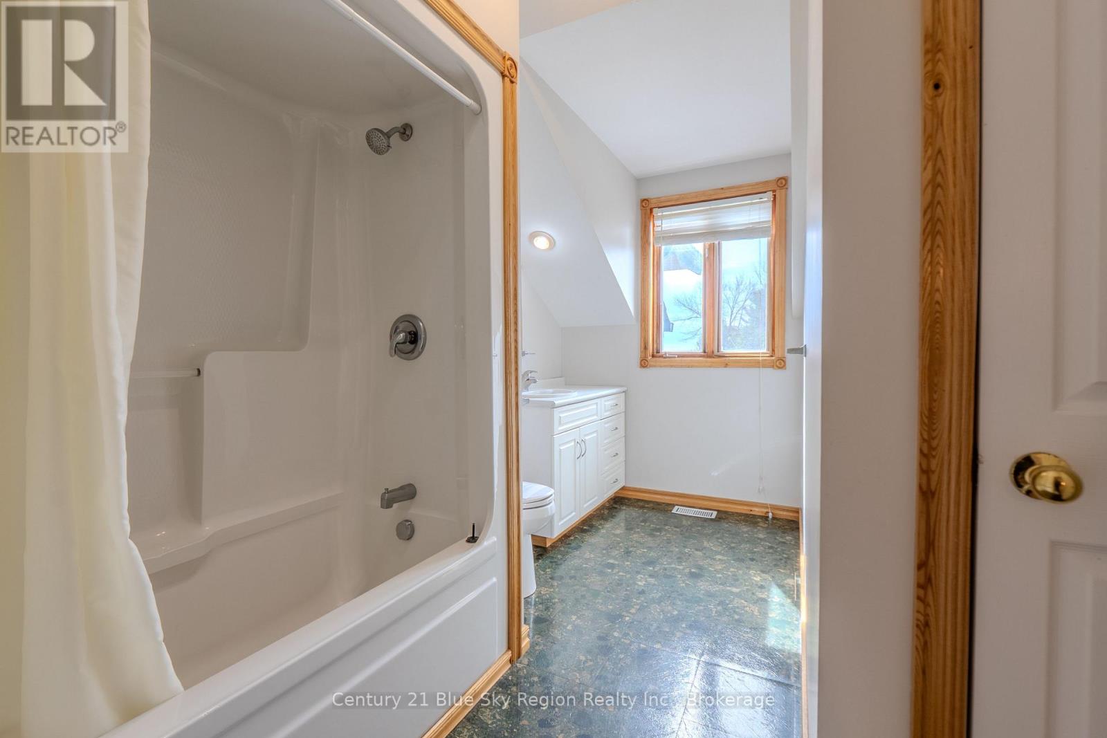 488 MARLEAU ROAD