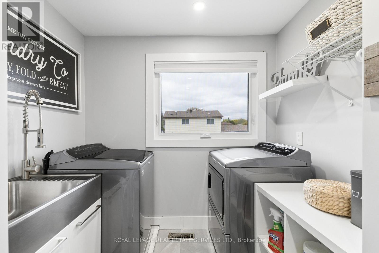 441 WITHNELL CRESCENT - 29