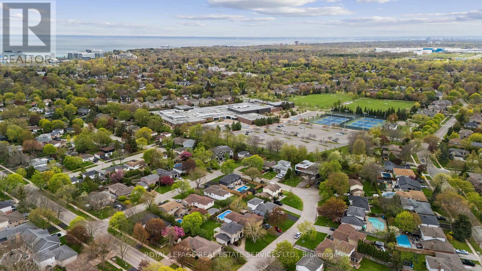 441 WITHNELL CRESCENT - 47