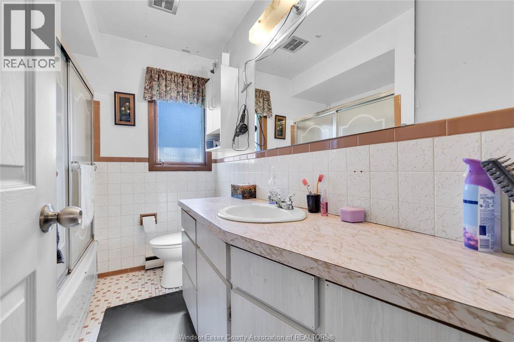 302 WEST PIKE CREEK ROAD - 16