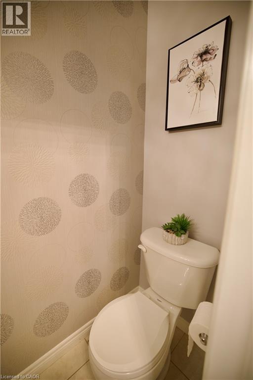 704 ZURICH Drive, Waterloo, Ontario, N2V2S8 — Photo 45