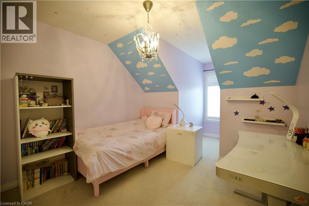 704 ZURICH Drive, Waterloo, Ontario, N2V2S8 — Photo 29
