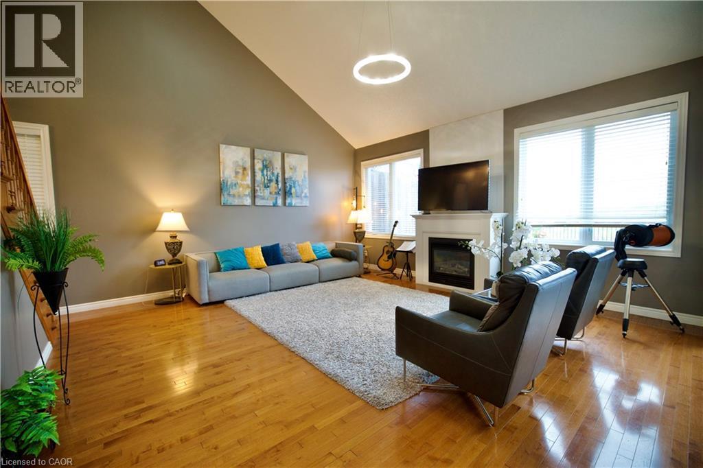 704 ZURICH Drive, Waterloo, Ontario, N2V2S8 — Photo 15