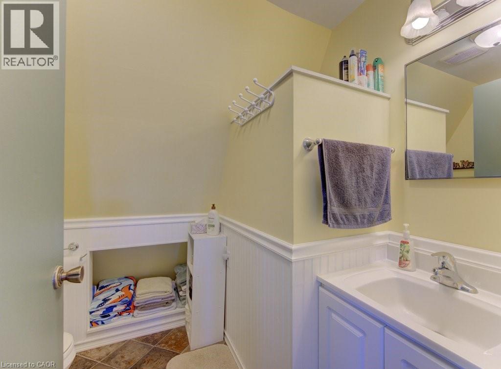 208 ROAD 2 S, Conestogo Lake, Ontario, N0G1P0 — Photo 16