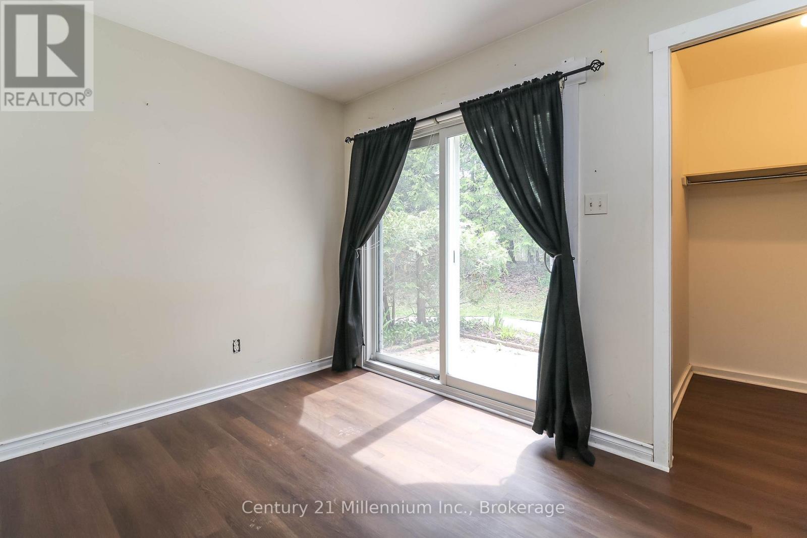 #538 22 DAWSON DRIVE - 16