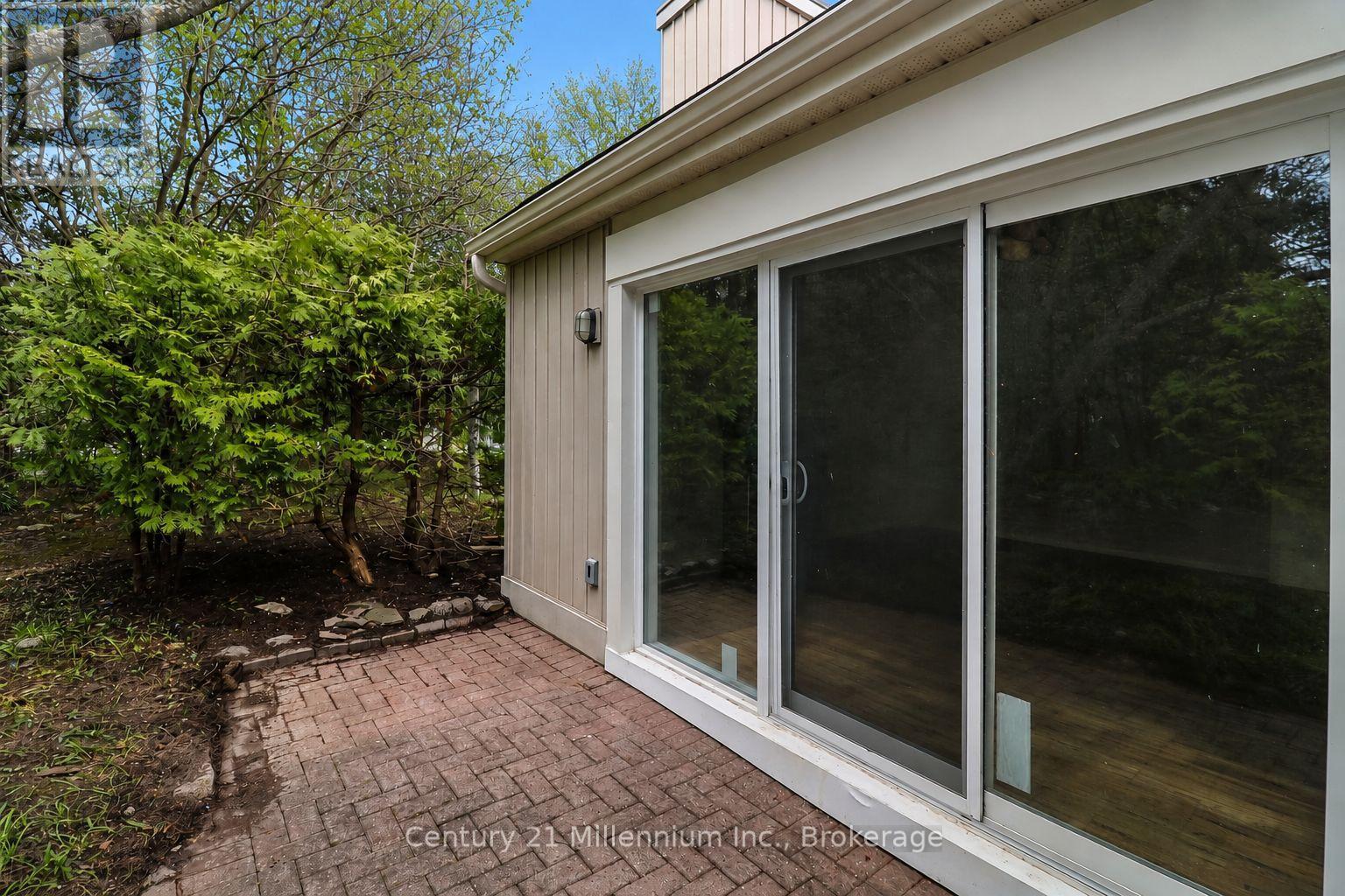 #538 22 DAWSON DRIVE - 27