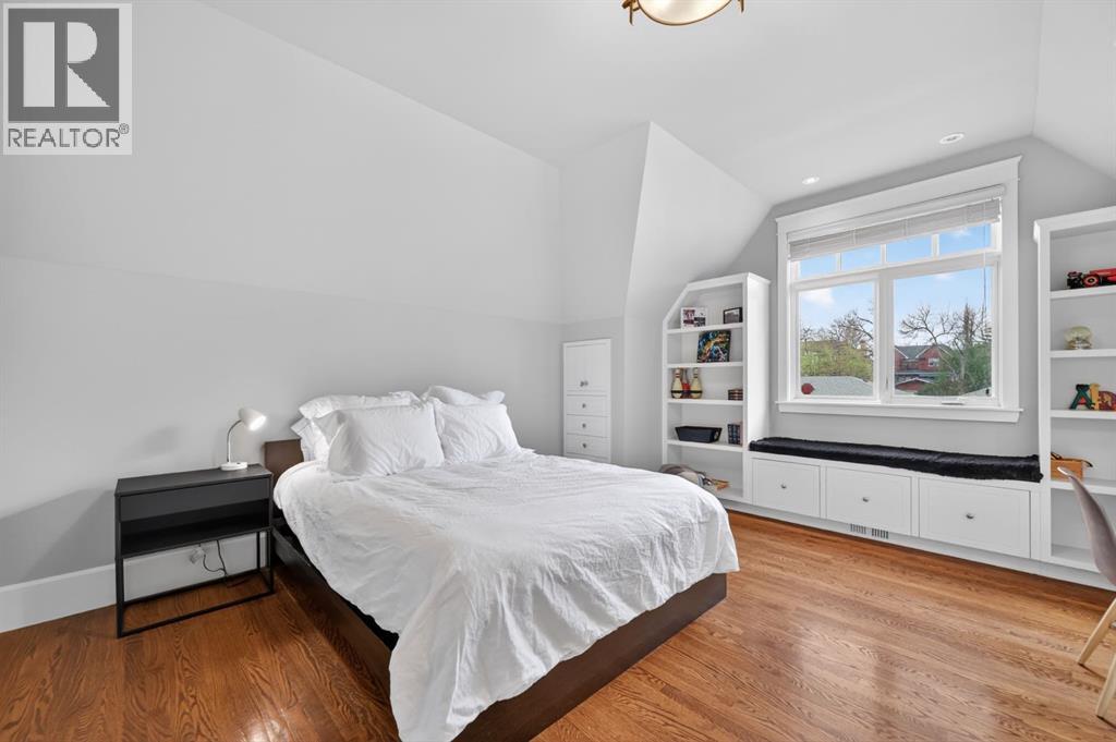 1424 22 Street NW — photo 33