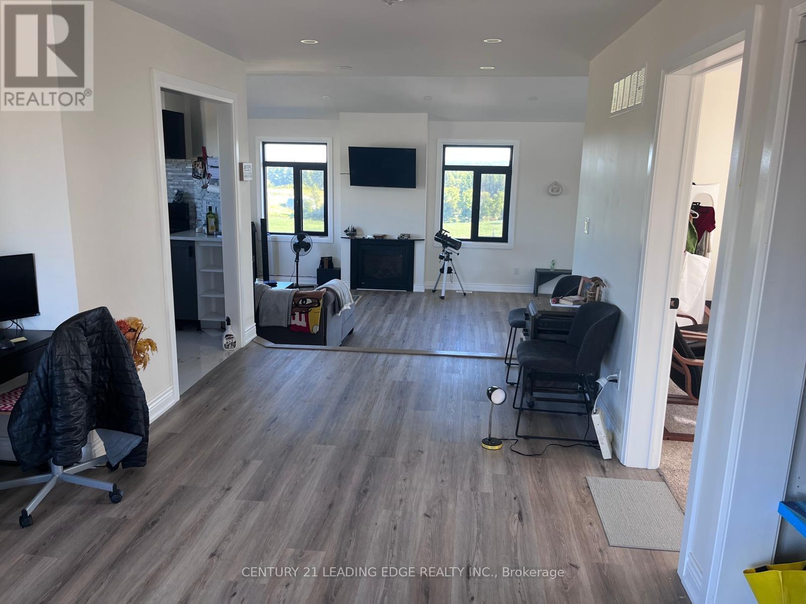 377 MONTGOMERY ROAD - 11