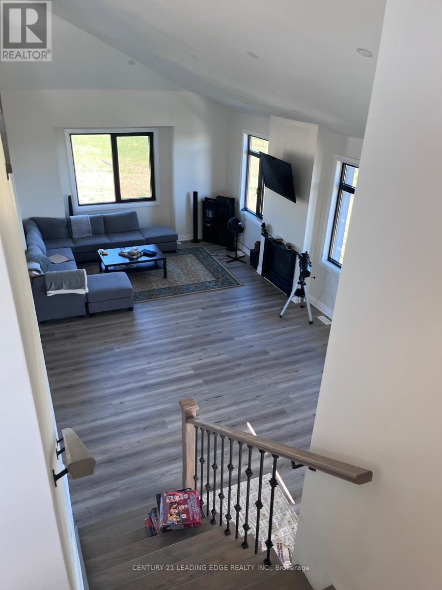 377 MONTGOMERY ROAD - 12