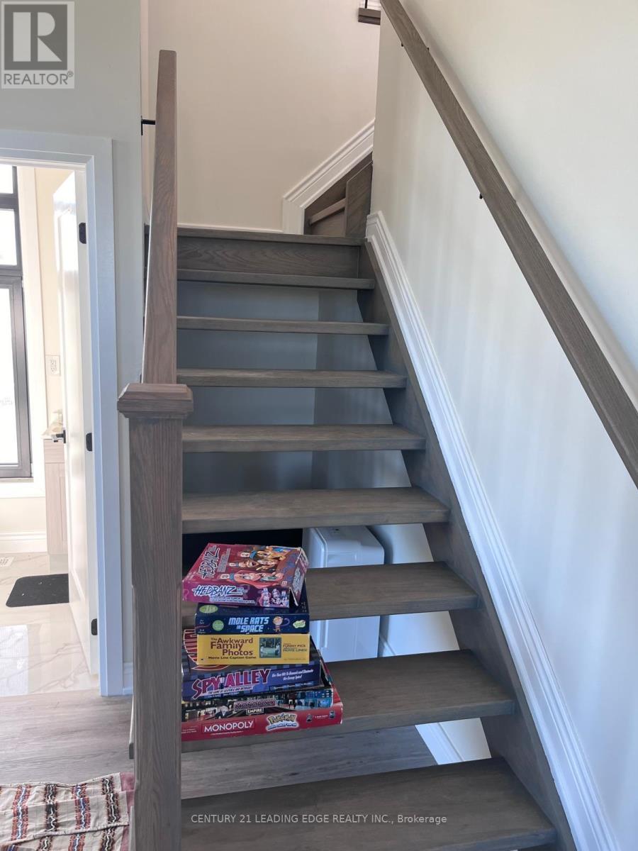 377 MONTGOMERY ROAD - 20