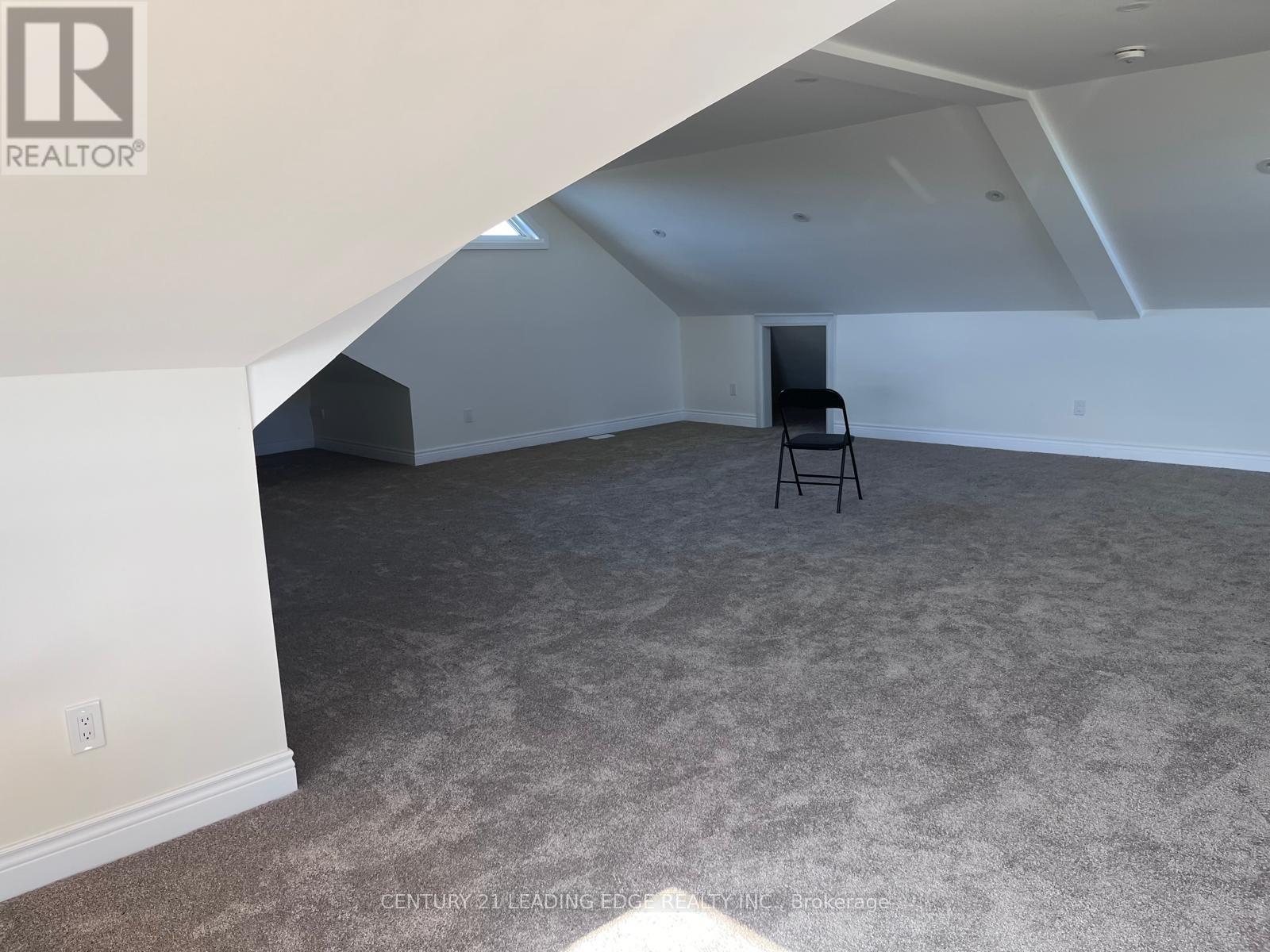 377 MONTGOMERY ROAD - 29
