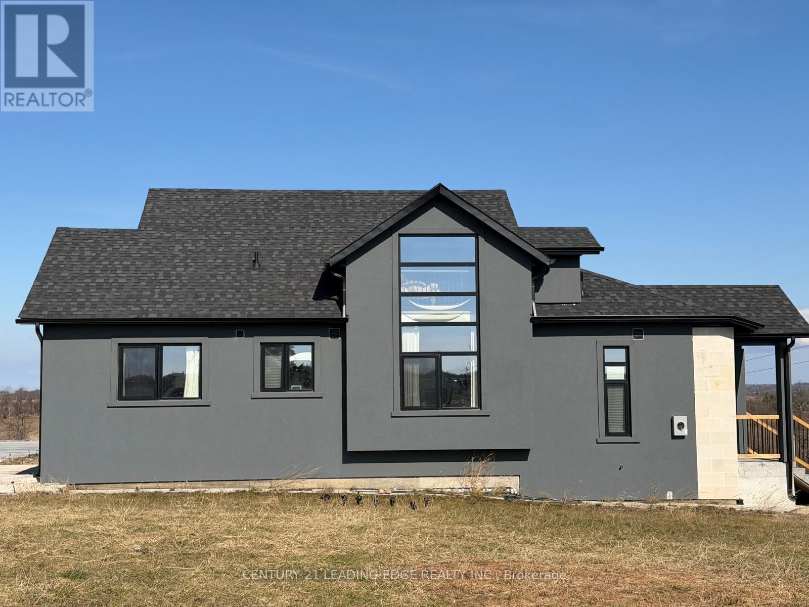 377 MONTGOMERY ROAD - 4