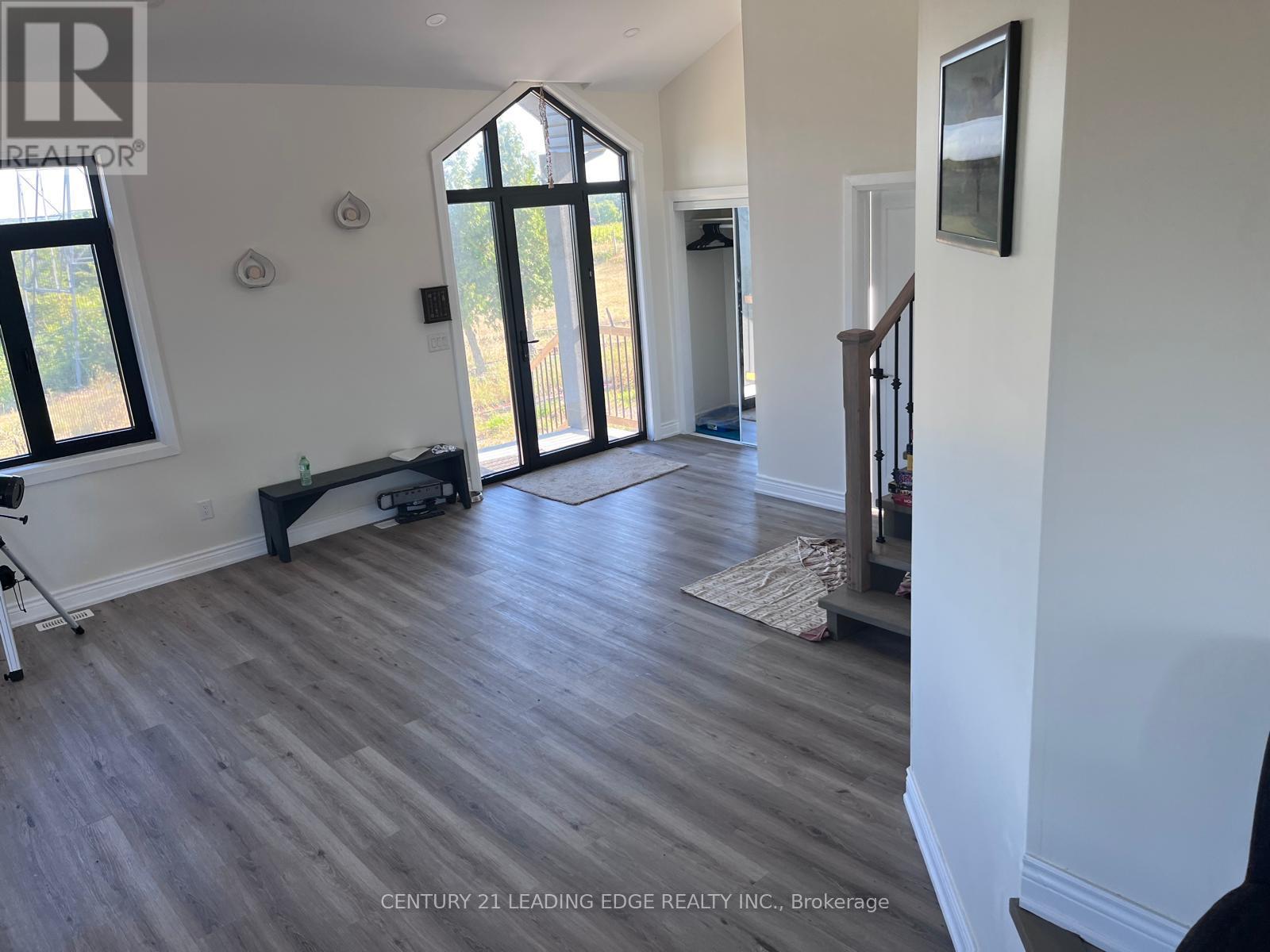 377 MONTGOMERY ROAD - 8