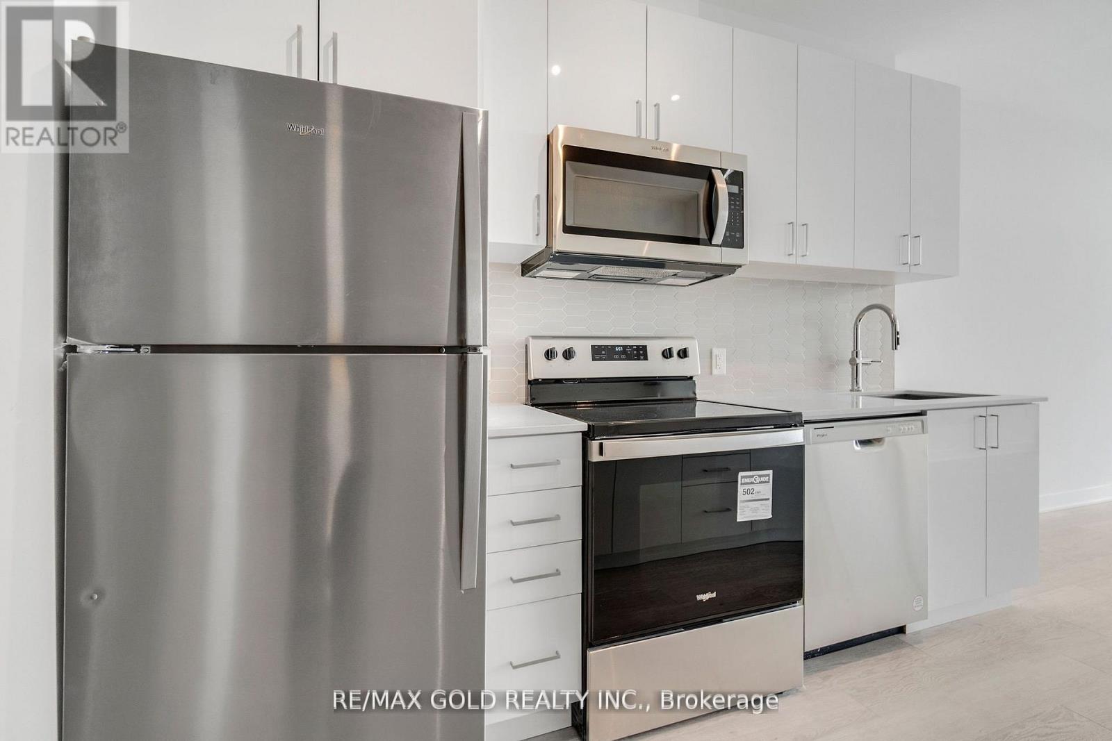 #803 2782 BARTON STREET E - 21