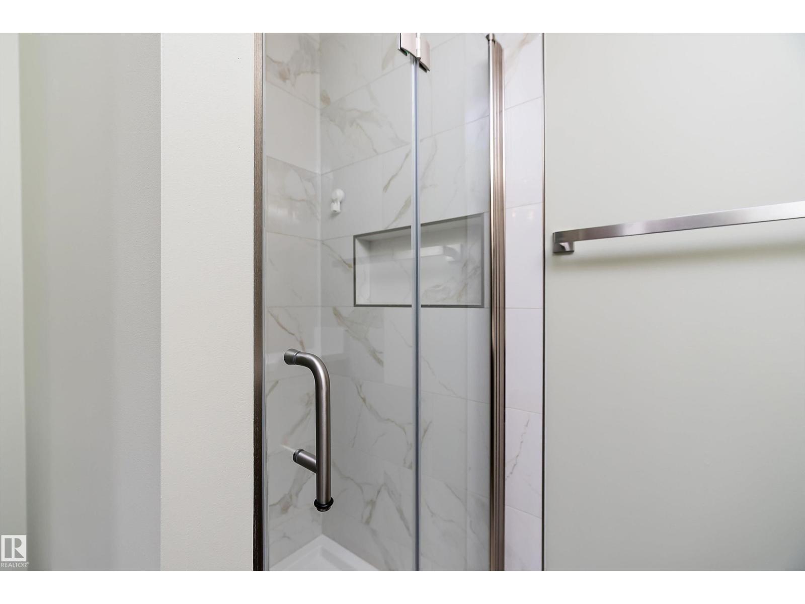 229 Northmount DR — photo 30
