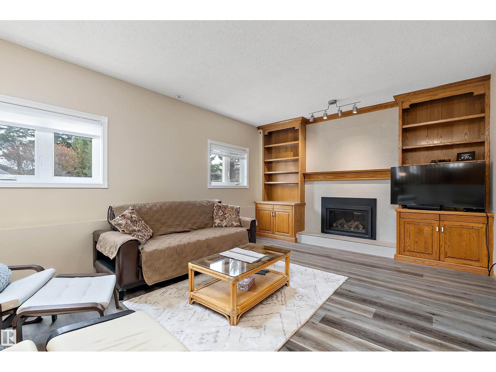 229 Northmount DR — photo 31