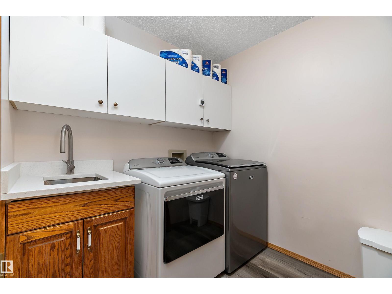 229 Northmount DR — photo 39